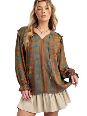 484:  EASEL PLUS NWT TOP MARTINI OLIVE (H5)